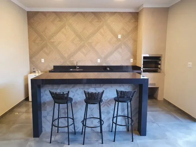 Casa para venda tem 250 metros quadrados com 3 quartos em Jardim Cristina - Serrana - São