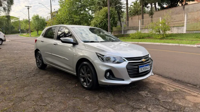 Chevrolet Onix Hatch LTZ 1.0 12V TB Flex Mec. 4P 2020