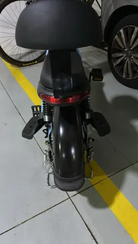 Moto elétrica semi nove