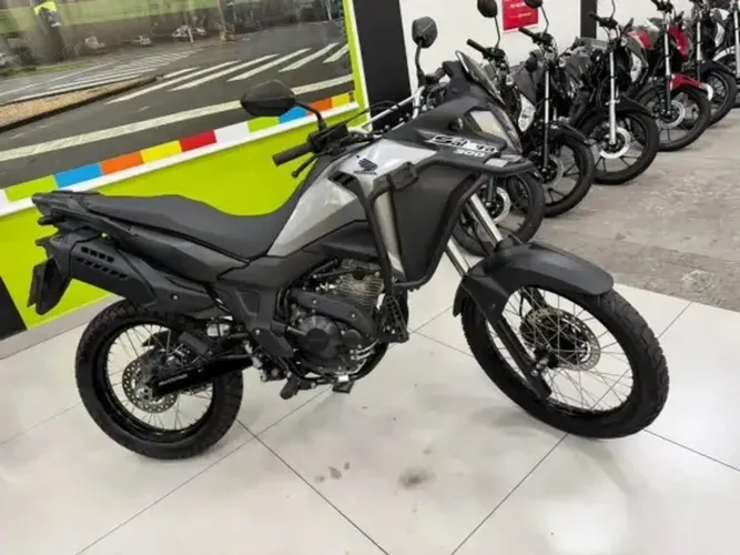 HONDA XRE 300 SAHARA