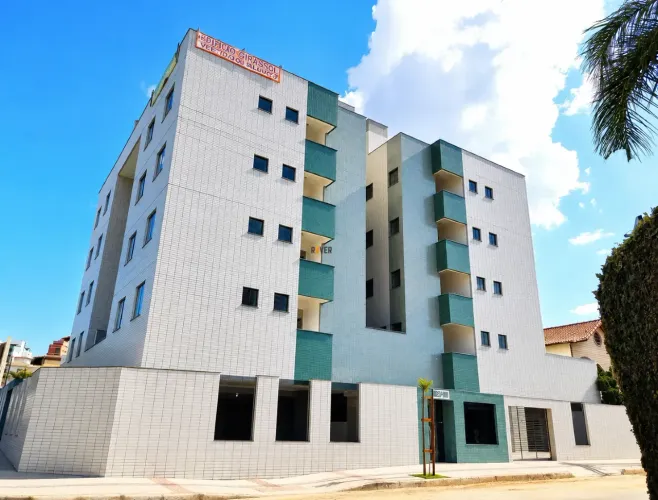 Apartamento de 3 Quartos com Suíte e 2 Vagas à Venda no Tirol Belo Horizonte