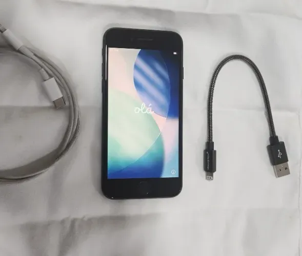 Iphone SE 2020 64GB funciona tudo