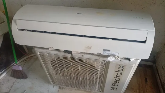 Ar condicionado de 24 mil btus serpentina de cobre e gás recolhido 