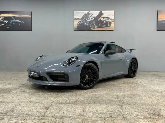 Porsche 911 Carrera 3.0 24V H6 PDK 2024