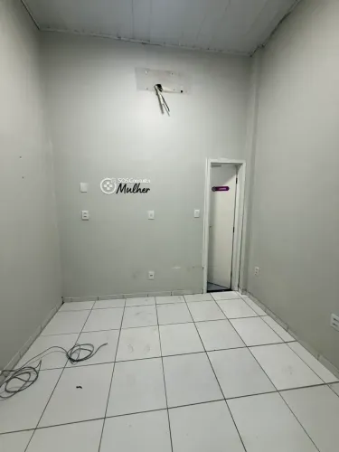 Ponto comercial na Pedro Álvares Cabral com a rodovia Arthur Bernardes 5 salas