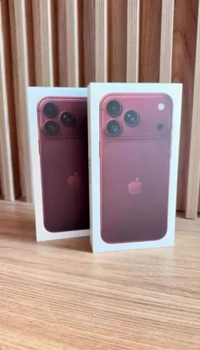 iPhone 18 pro Max 256gb R$9299,00