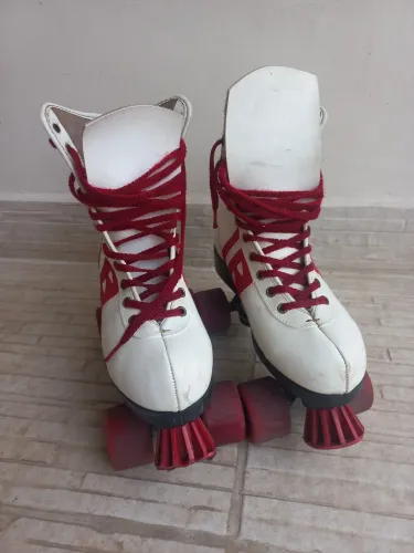 Patins tamanho 36/37