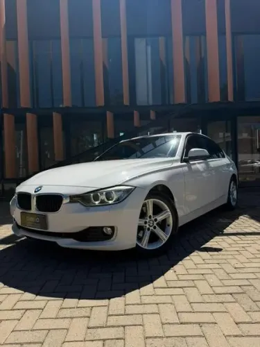 BMW 320I A 2.0 Turbo/activeflex 16V 184cv 4P 2014