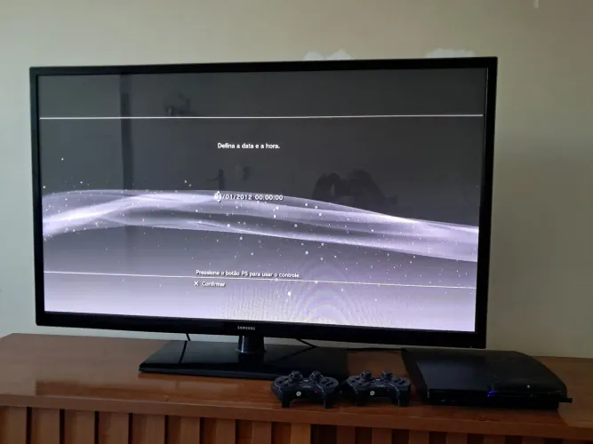 TV SAMSUNG PLASMA DISPLAY 51 + PS3 COM 2 CONTROLES