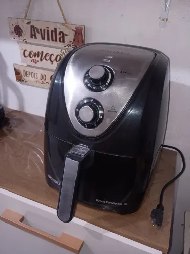 Vendo Lote Airfryer Família Mondial e TV LG 19 Polegadas LEIA A DESCRIÇÃO !!!