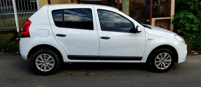 Renault Sandero Expression Hi-flex 1.0 16V 5P 2012
