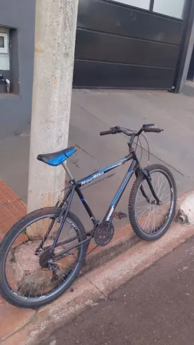 Vende-se Bicicleta Aro 26