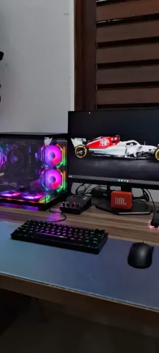 PC Gamer com menos de 1 mês de uso