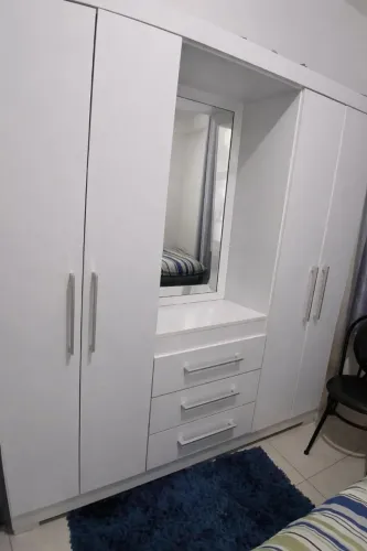 Guarda roupa, entrega e montagem