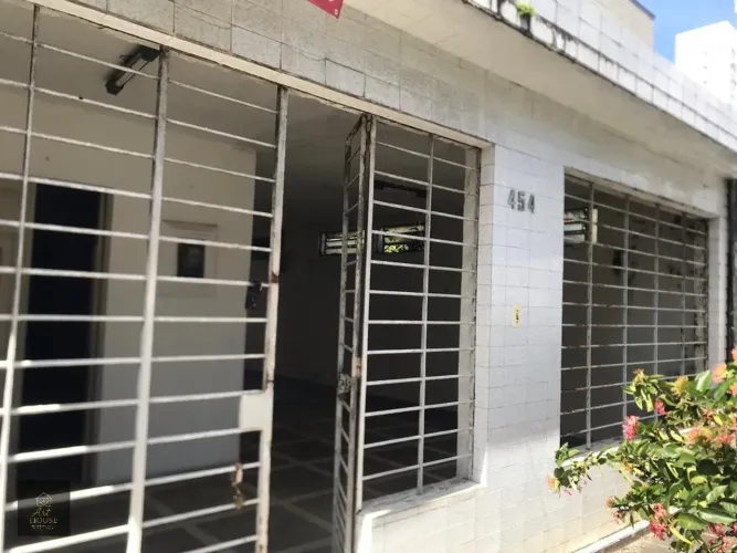 CASA NA TORRE - RUA JOSÉ DE HOLANDA - RECIFE - PE.