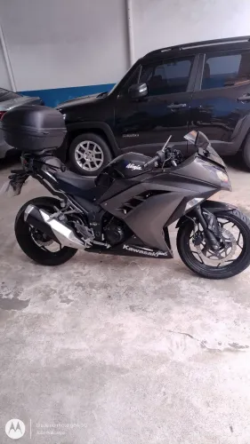 Oportunidade Vende-se Ninja 300cc