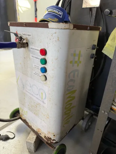 Máquina geradora de vapor 