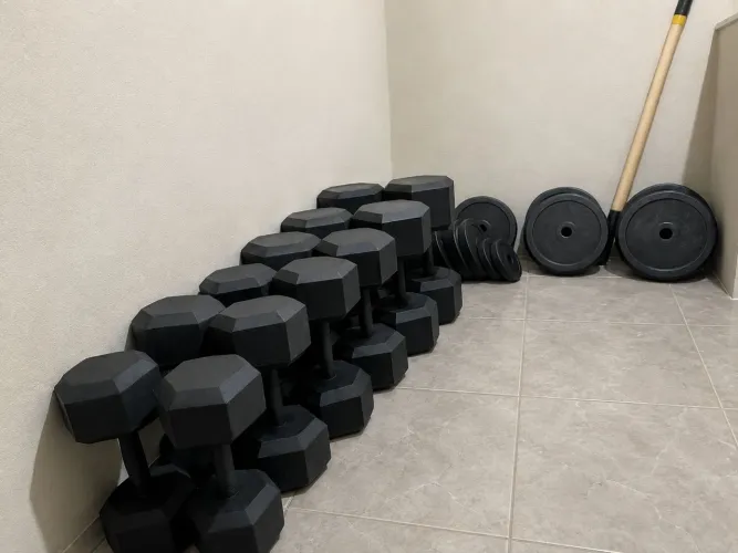 Halteres Sextavados, barras e anilhas Artesanais