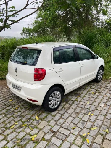 Volkswagen Fox 1.0 MI Total Flex 8V 5P 2014