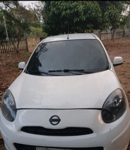 Nissan March S 1.0 16V Flex Fuel 5P 2014