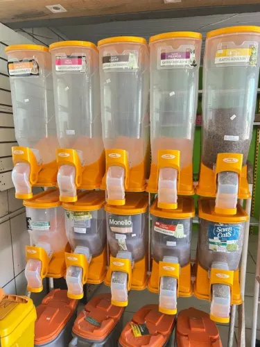 Dispenser de Ração com 10 Compartimentos - Usado