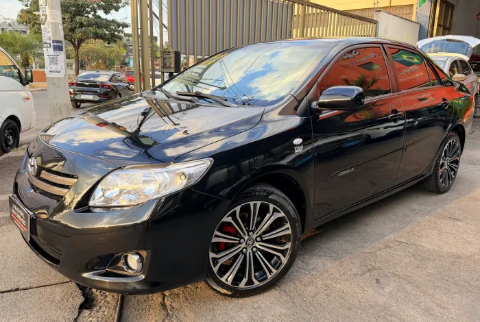 Toyota Corolla GLI 1.8 Flex 16V Mec. 2011