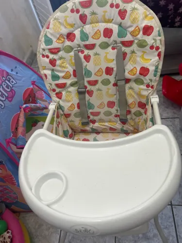 Cadeira de alimentação