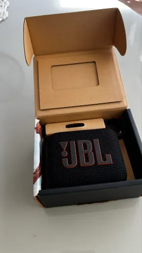 JBL Go 4
