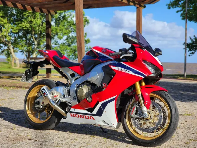 HONDA CBR1000RR FIREBLADE SP