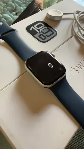 Apple Watch Series 10. 42mm. Silver. Completo.