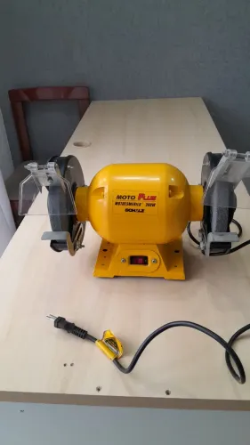 Esmeril - Moto Esmeril Moto Plus 6 Pol. 300W Bivolt-SCHULZ