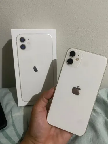 iPhone 11