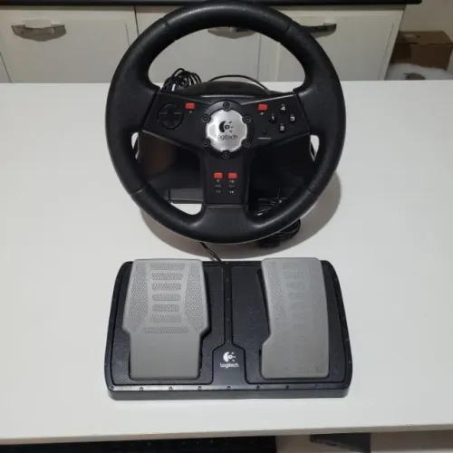 VOLANTE LOGITECH FORMULA VIBRATION - PC E PS2
