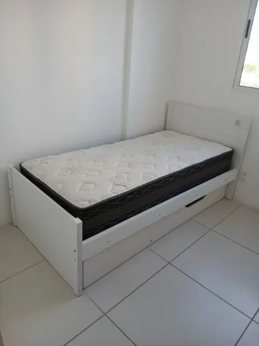 Cama solteiro com auxiliar (sem colchão)