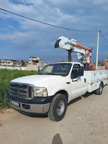 Ford F-350 3.9 Cummins Turbo Diesel Mec. 2011