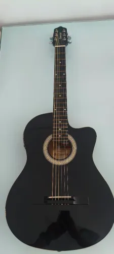VIOLÃO GIANNINI