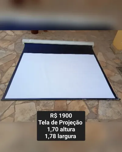 Telão Semi novo