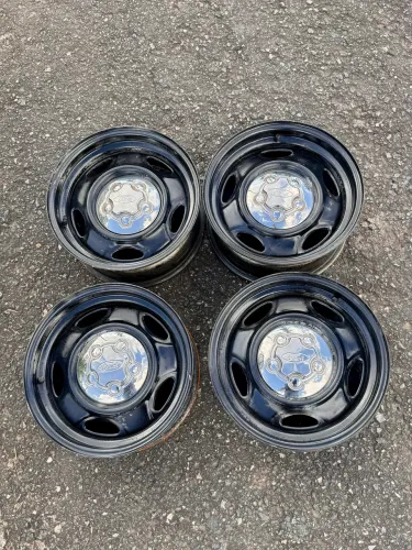 Rodas Ranger aro15 c/ calotas