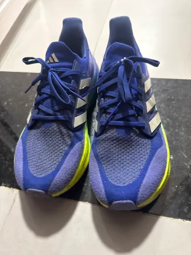 Tênis adidas ultraboost