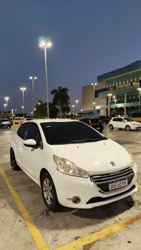 Peugeot 208 Active/active Pack 1.5 Flex 8V 5P 2014