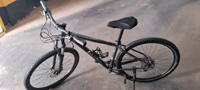 Bicicleta Mountain Bike Cannondale Trail 5 - Aro 29 - Tamanho M