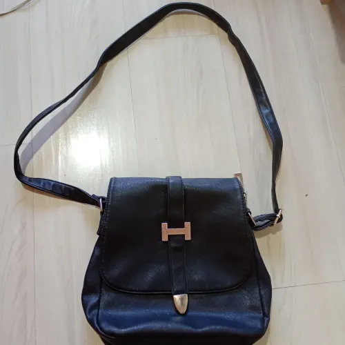 Bolsa feminina preta
