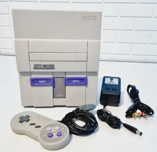 CONSOLE SUPER NINTENDO (sem controle)