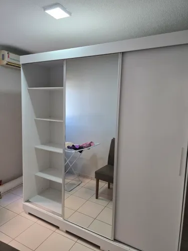 Vendo guarda Roupa