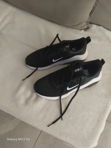 TENIS NIKE FEMININO AIR BELLA 7 ZOOM PRETO NUMERO 38 ORIGINAL