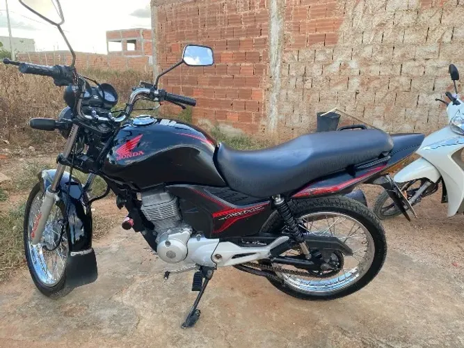 Vendo Fan 150 completa 