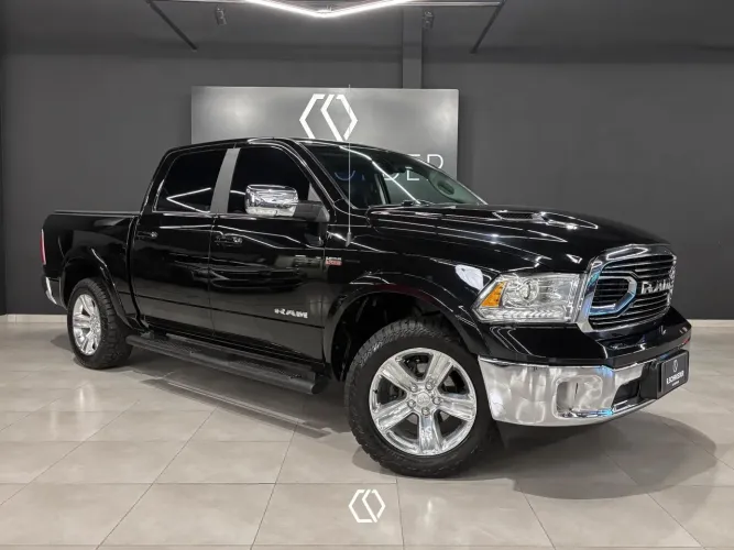 Ram Classic Laramie 5.7 V8 16V Gasolina 4X4 Aut. 2022