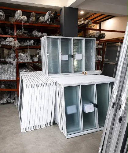 Direto da Fábrica: JANELAS DE ALUMÍNIO A PARTIR DE R$ 174,99!