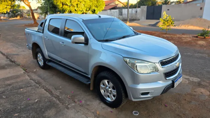 Chevrolet S10 Pick-up LT 2.8 TDI 4X4 CD Diesel AUT 2013
