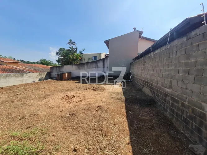 Terreno 450m2 a Venda na Cidade Universitária